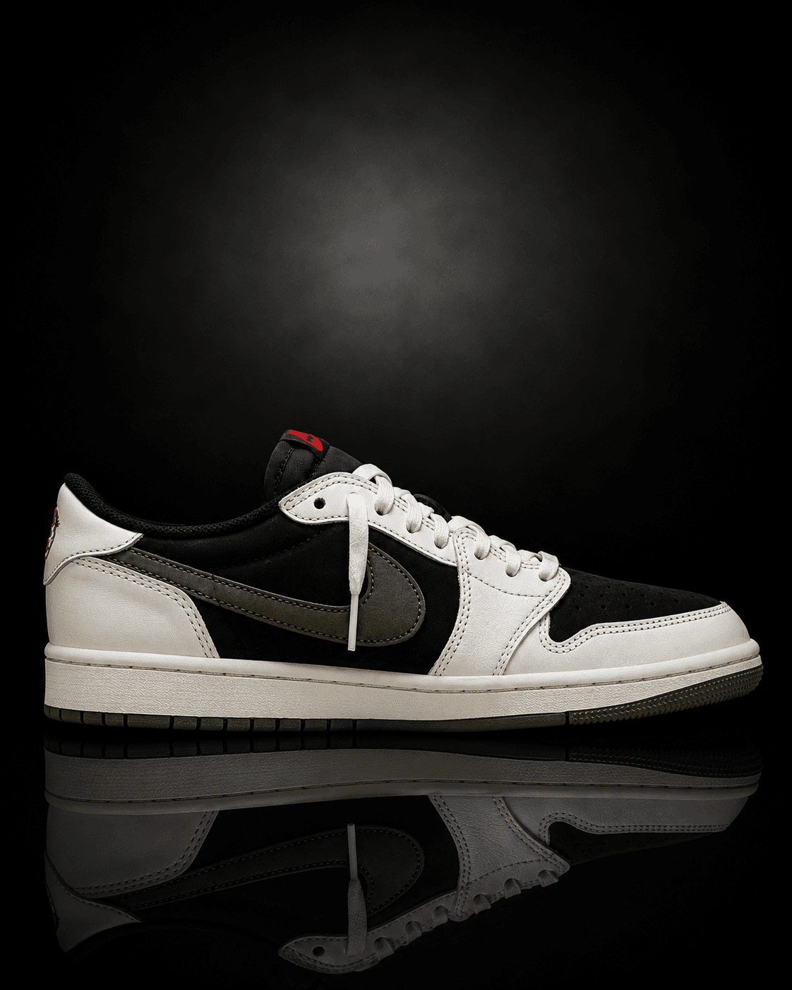 Nike Air Jordan 1 Travis Scott